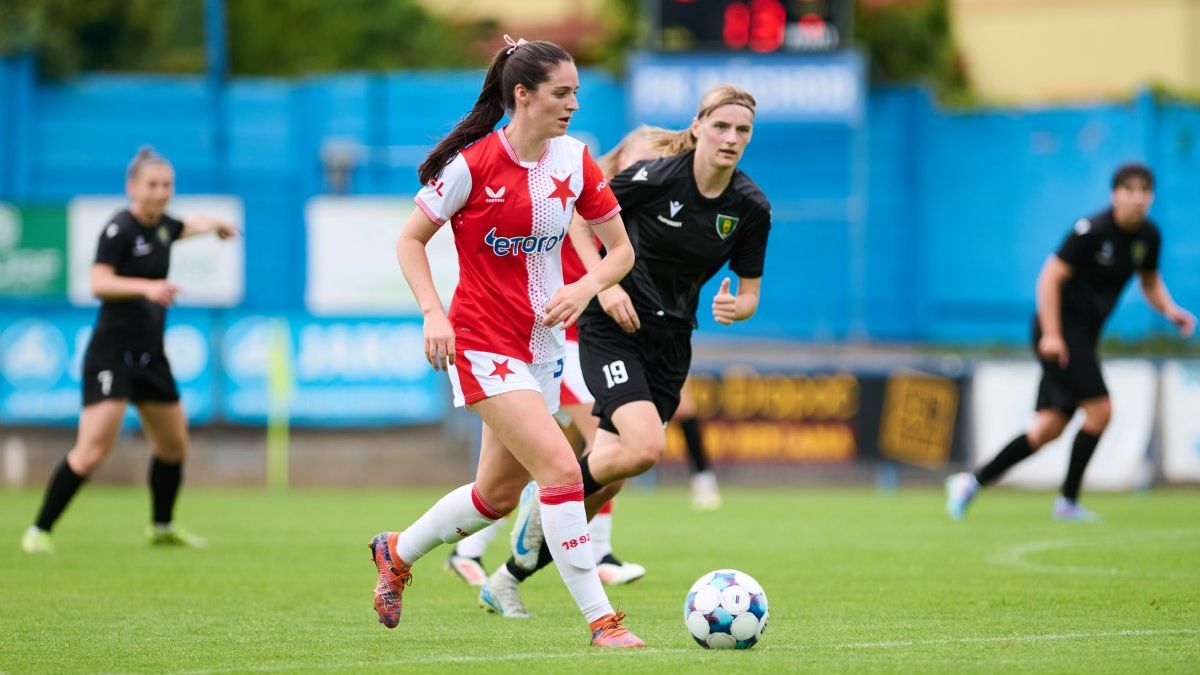 Ve Slavii si nás váží stejně jako mužského týmu, říká hráčka sešívaných před začátkem jara